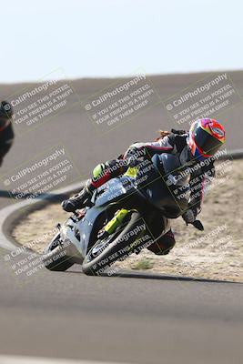 media/Nov-02-2025-Lets Ride (Sun) [[f7a3caa734]]/B Group/1220pm (Turn 2 Outside)/